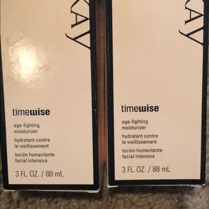 Mary Kay Moisturizer (combination/oily)